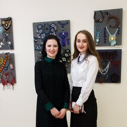 Надія Мигалик на відкритті V Всеукраїнської виставки « Бісер : Вчора. Сьогодні. Завтра », 4 березня 2017 року