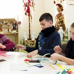 Фото з майстер-класу « Новорічні кулі з паперу своїми руками », Марія Кривець