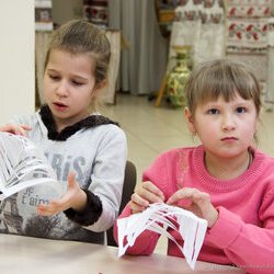 Фото з майстер-класу «Сніжинка-витинанка», Марія Кривець