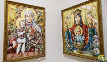 Виставка ікон О.Охапкіна «Від криниці родоводу» в Музеї Гетьманства, 10 січня 2019 р. Виставка ікон О.Охапкіна «Від криниці родоводу» в Музеї Гетьманства, 10 січня 2019 р.
