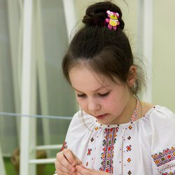 Фото з майстер-класу «Брошка з бісеру «Стрекоза», Олена Косік, Катя Кліандрова