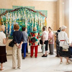 Екскурсія виставкою «Україна зоряної мови, Україна Божого Буття», 12 вересня 2017 р.