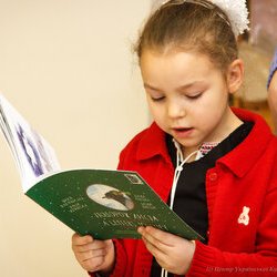 Фото з презентації дитячих новорічних книжок. Видавництво «Братське»
