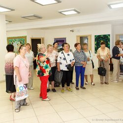 Екскурсія виставкою «Україна зоряної мови, Україна Божого Буття», 12 вересня 2017 р.