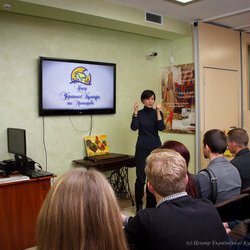 Світлана Долеско на посвяті в професію музеєзнавця студентів КНУКіМ, 27.10.2016 р.