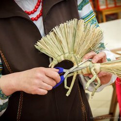 Фото з майстер-класу «Плетіння з рогози «Коник», Ірина Контар