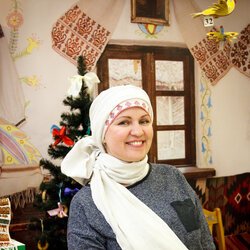 Інна Залюзнюк на майстер-класі «Традиційні головні убори українських жінок», 9.12.2016 р.