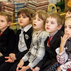 Фото з презентації дитячих новорічних книжок. Видавництво «Братське»