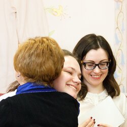 Галина Петруша з організаторами V Всеукраїнської виставки «Бісер: Вчора. Сьогодні. Завтра», 31.03.2017 р.