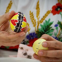 Фото з майстер-класу із писанкарства за зразком писанок Київщини « Мальва », Тетяна Коновал