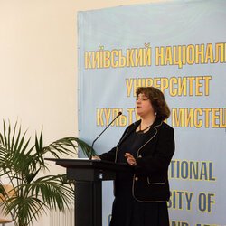 Олена Георгіївна Зайченко на конференції «Сучасні проблеми музейної та пам'яткоохоронної діяльності», 12 квітня 2017 р.