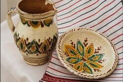 Виставки косівської кераміки та обухівських рушників, 08 червня -07 липня 2012 року